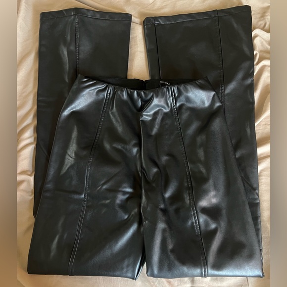 F21 Soft Black Pants - S